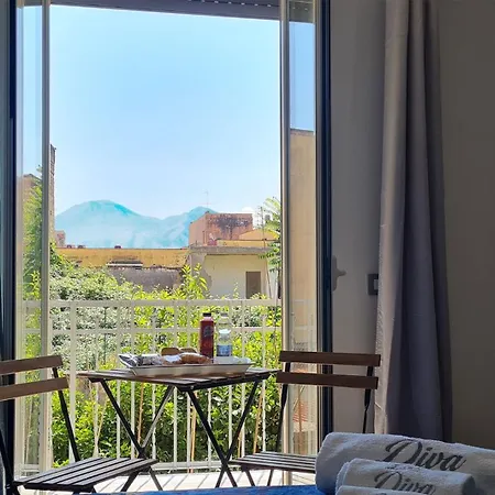 Konukevi Bn'b Diva Napoli